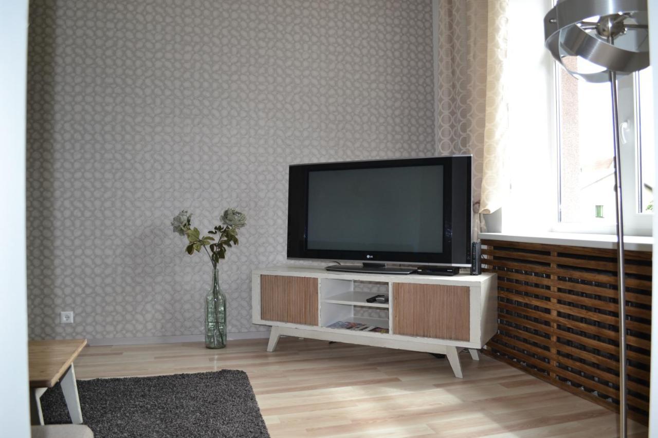 Vee 4 City Center Apartment 페르누 외부 사진
